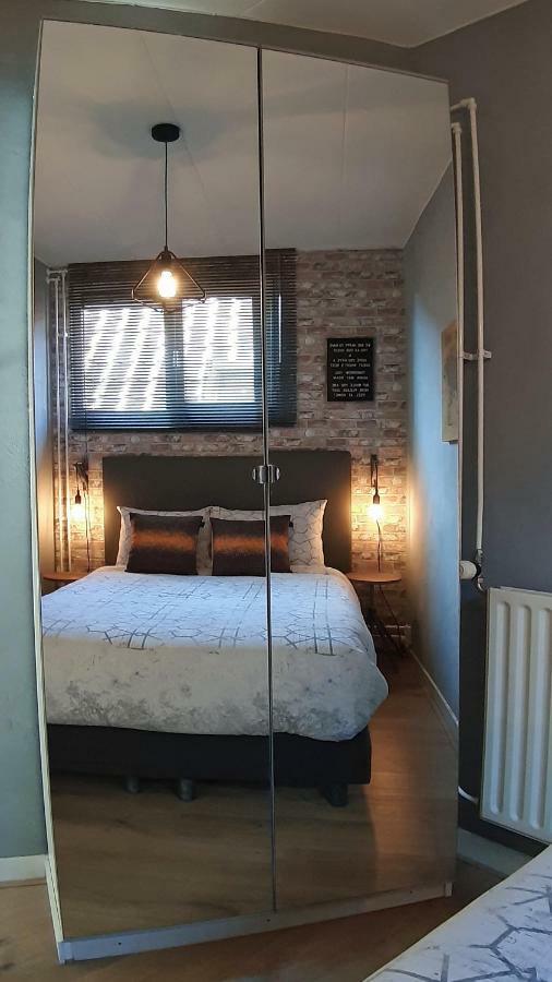 Historic City Centre Apartment 登博斯 外观 照片